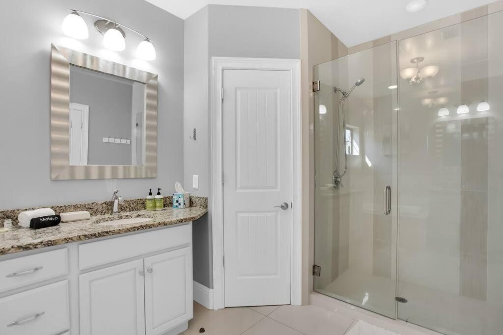 Large 4 Bedroom With Bunk Room And 2 Golf Carts! Destin Eksteriør billede