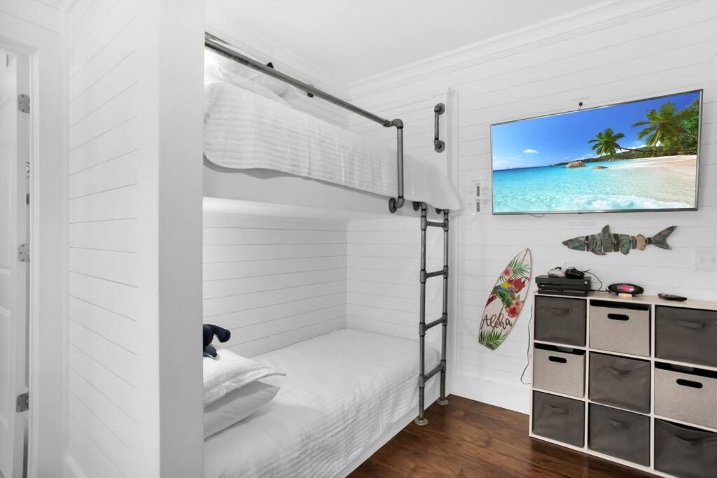 Large 4 Bedroom With Bunk Room And 2 Golf Carts! Destin Eksteriør billede
