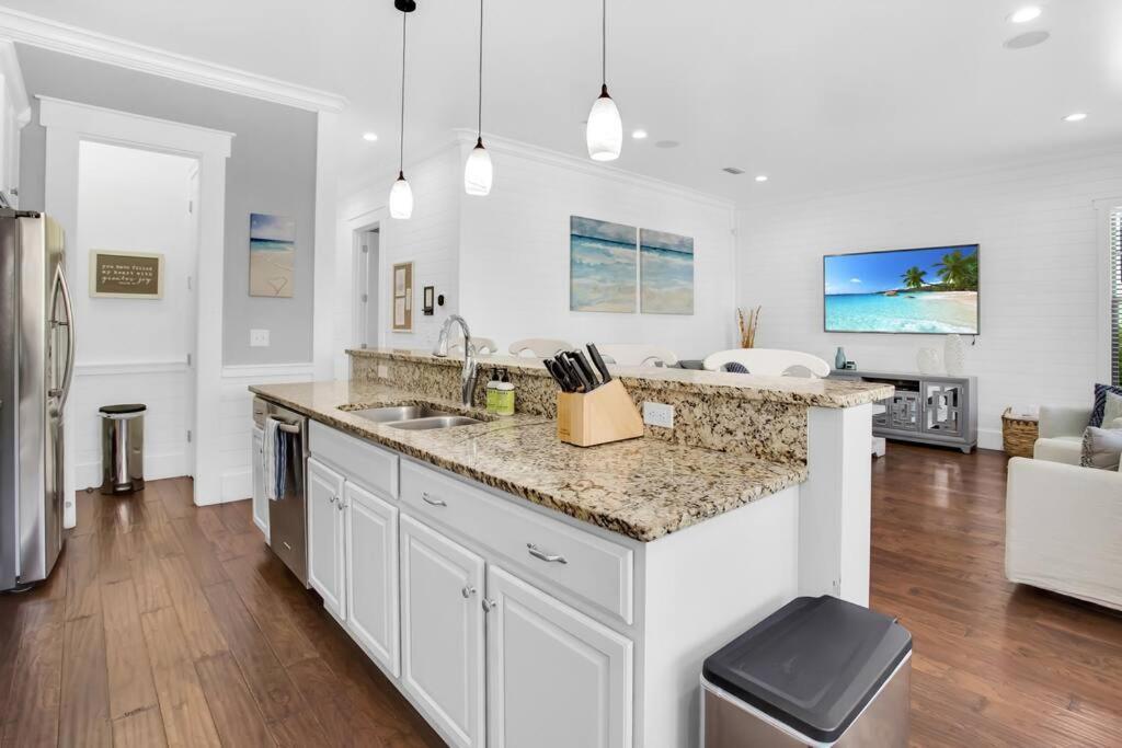Large 4 Bedroom With Bunk Room And 2 Golf Carts! Destin Eksteriør billede