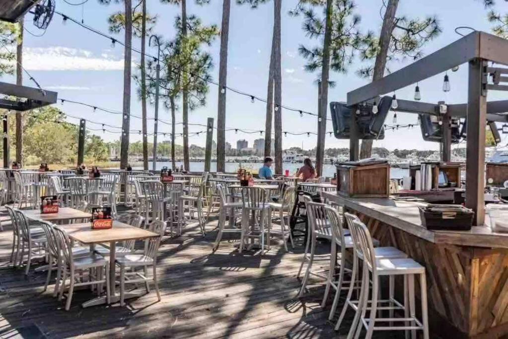Large 4 Bedroom With Bunk Room And 2 Golf Carts! Destin Eksteriør billede